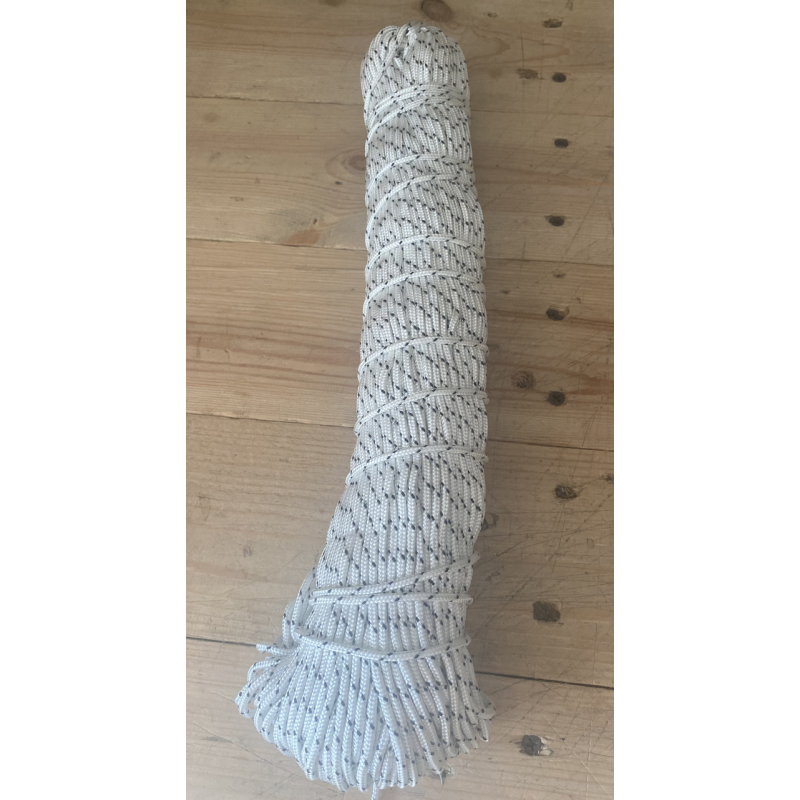 Шнур капроновий плетений Діам. 3 мм. розр. 170 кг.